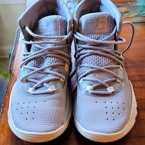 Steph Curry 4.5 boys